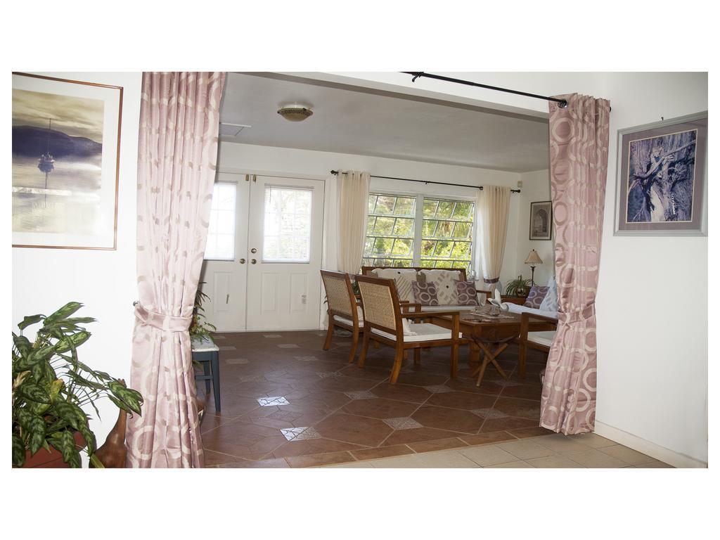 Silver Point Villa Фрипорт-Сити Экстерьер фото